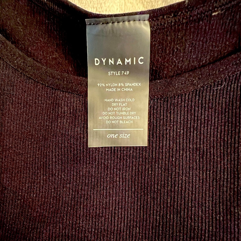 Dynamic Tenshoppe Ribbed Racer Back Crop Top - Picture 4 of 4